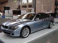 BMW hybride a hydrogene 750hL (2000) (prise a Munich, 2014) (1)